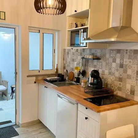 Scape House Буаркуш